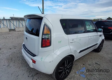 2011 Kia Soul + z USA, uszkodzony, nr VIN KNDJT2A26B7267063
